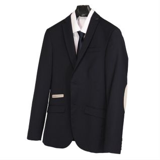 Blazer negra de hombre para uniforme de recepcionista 