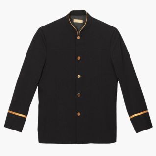 Chaqueta cuello mao negra con cintas y botones dorados. Para uniforme de botones de hotel