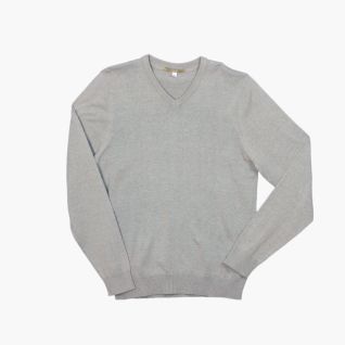 Jersey cuello pico de hombre gris | Vittorio Uniformes